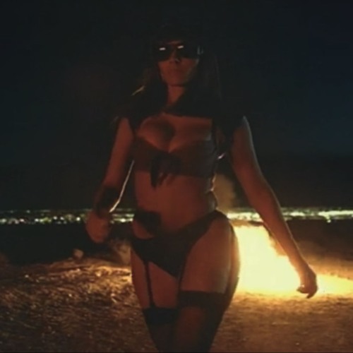 Kanye West & Dwele - Flashing Lights (MOOSE edit)