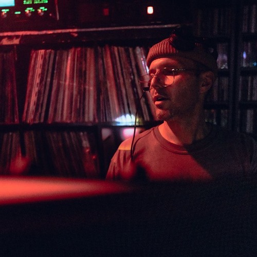 Beyond the Clouds w/ Tavish DJ 150125