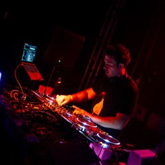 Plan M - Looking Session 008 - Peak Time/Driving  Techno Session Episode 8