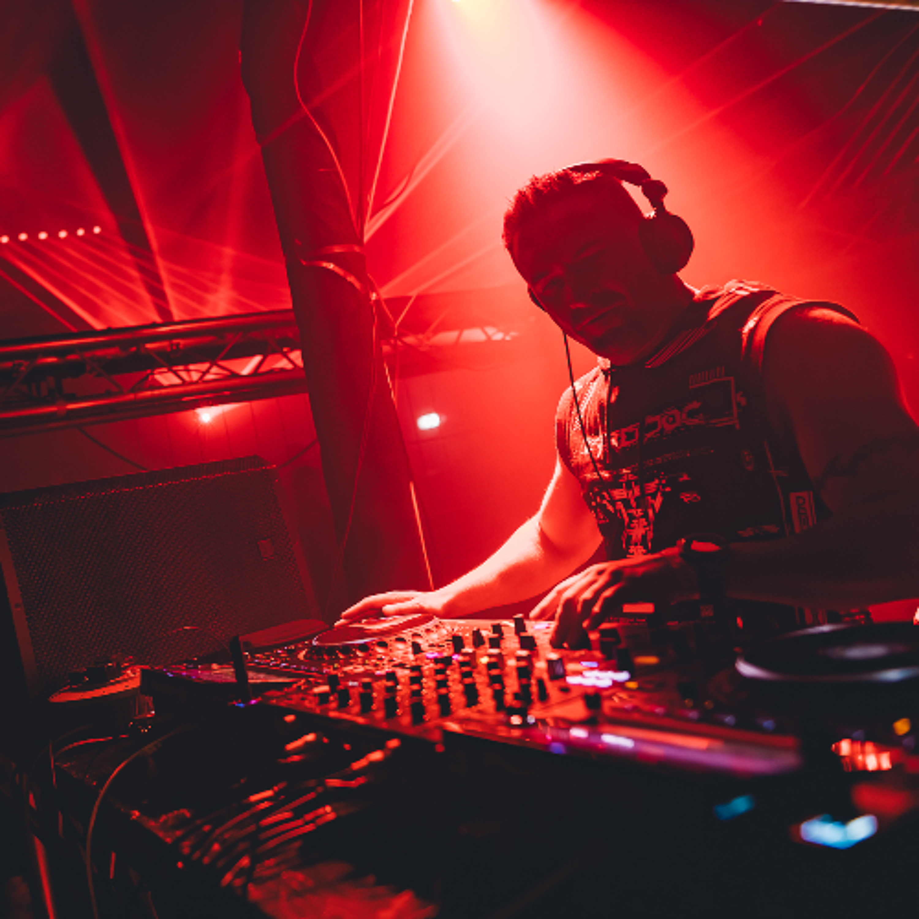 Wayne Smart Live – 2 Hour Warm-Up Set at Trancecoda 2026 (Red Room Emporium) episode artwork