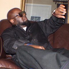 Freaks Keep Callin Me (Clean)Saint Jaimz Feat CHOQLIT SONGBIRD