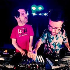 Deep House & RoMinimal vinyl set by GORK & ÑAFO 📍Psilocybenea 1/4