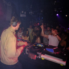 Farrant live @ Eye to Eye Komedia