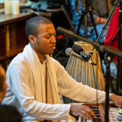 Abhay Charanaravinda - Atlanta Kirtan Mela Day 1 - 22.4.23