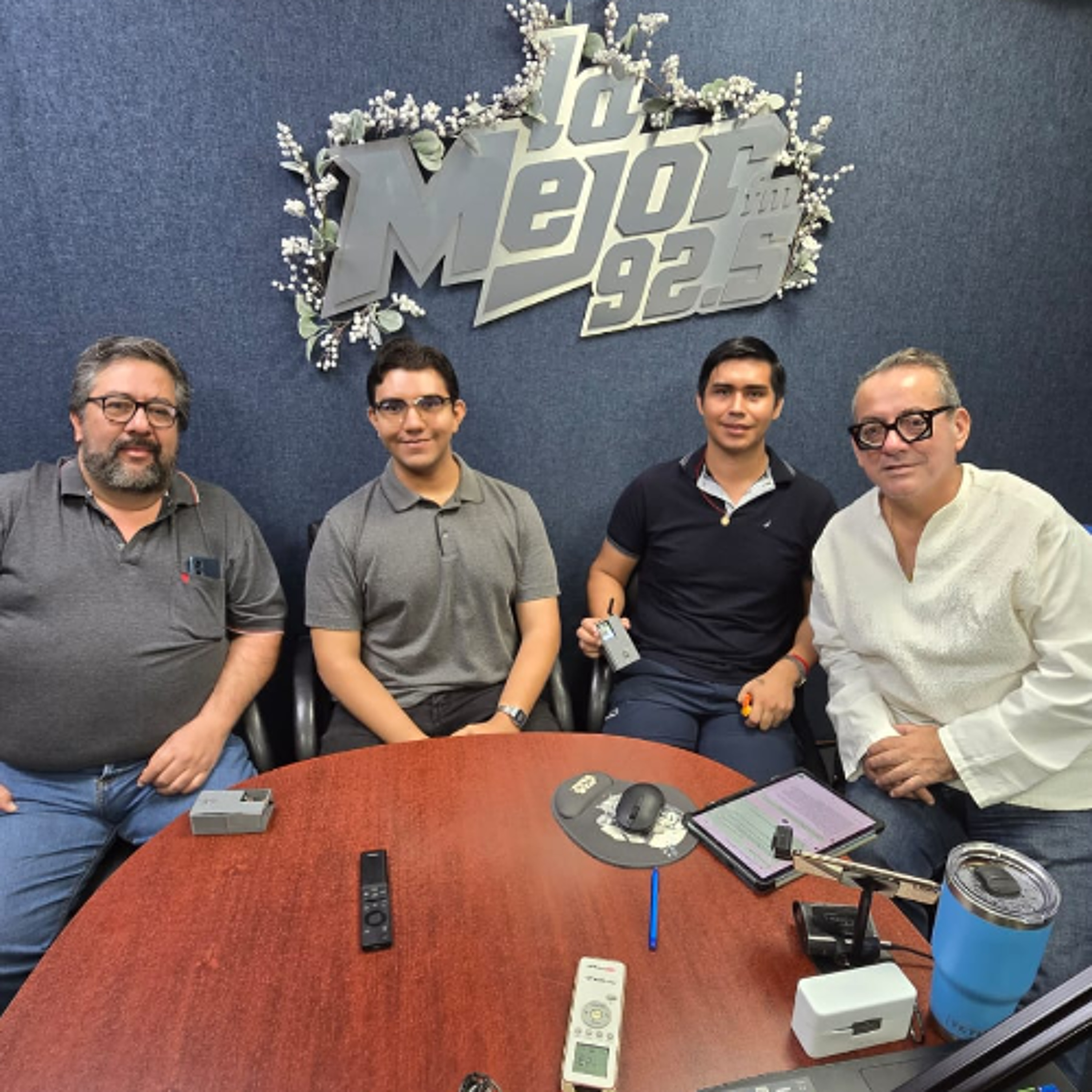 Estudiantes de FIME desarrollan un dispositivo para que personas ciegas utilicen el transporte público episode artwork