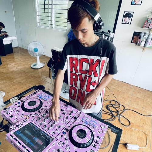 NST NGƯỜI CHƠI HỆ KHÓC - 2k25.