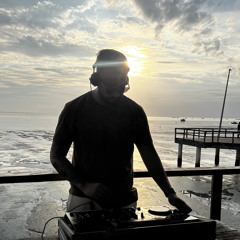 FINE DEEP HOUSE by @hugopelegrini