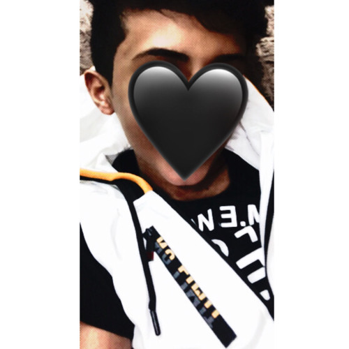 لو خاس جسمي كفايه اسمي  :)