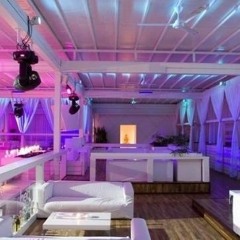 Bed Beach Hajógyári-sziget Opening