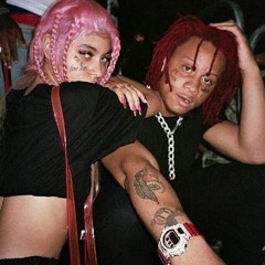 ELA JOGA ELA E MUITO SAFADA