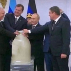 Bir güneşe, bir de sana bakamam