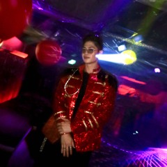 closing set for Riria