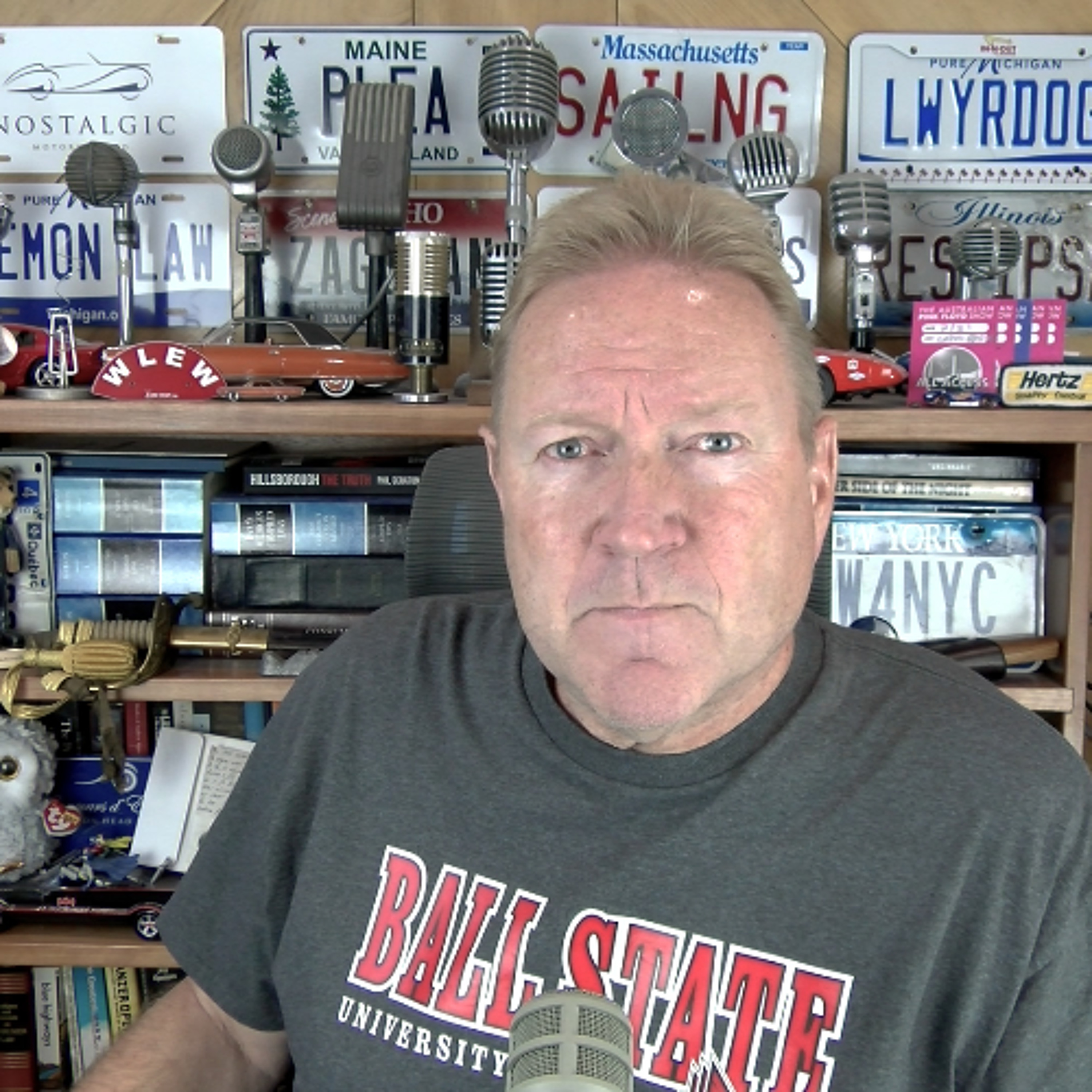 Neighbor ‘Accidentally’ Gives Away Man’s 20 Beehives