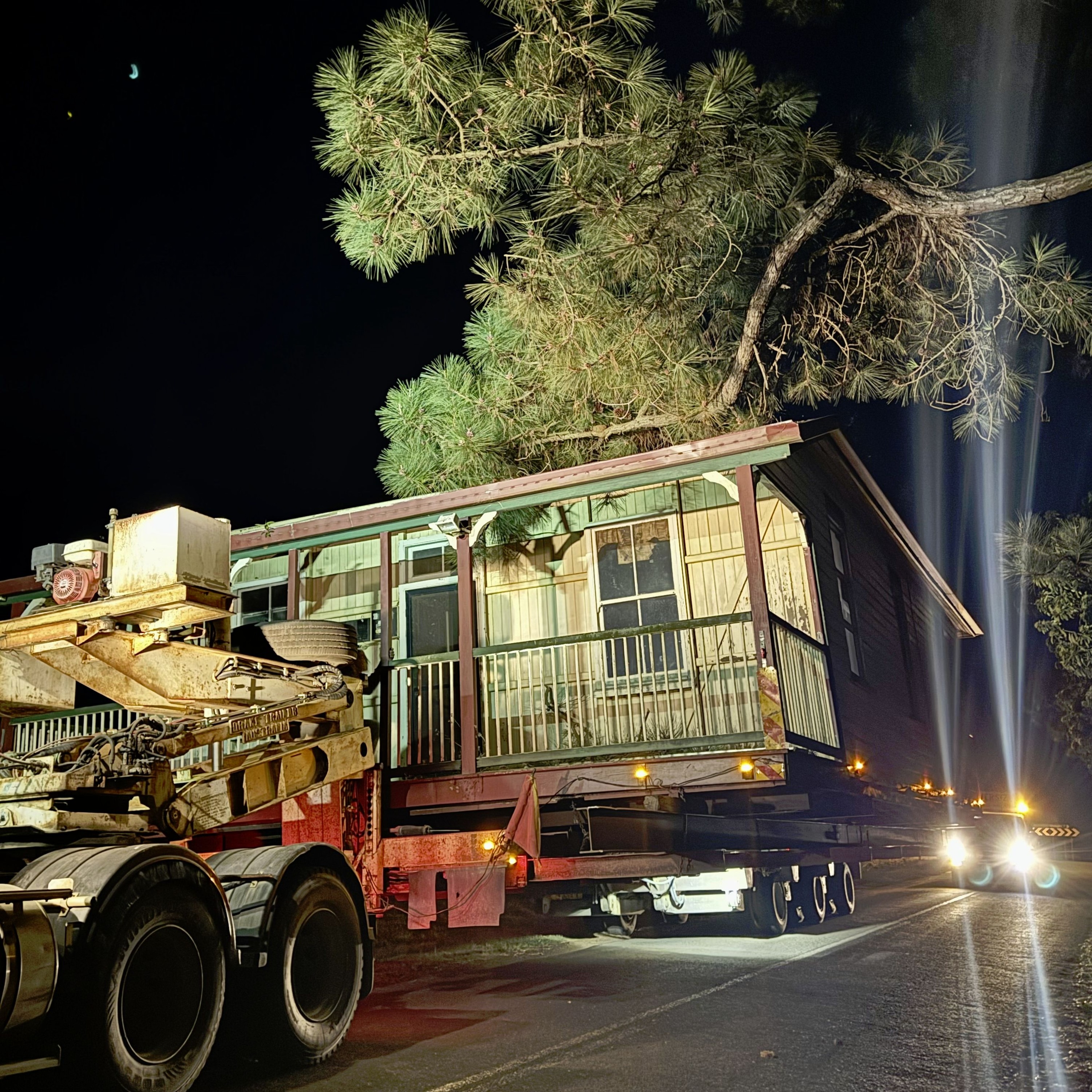 Reporter Fiona Harper Moves Her Queenslander House100 km In Late Night Drive episode artwork
