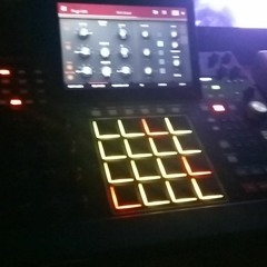 Testing Mini D Minimoog Plugin on Akai MPC X