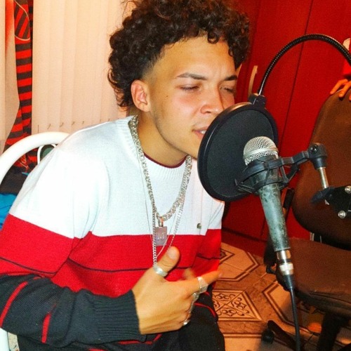 MC Gui Da 20... Eu To de Mira Laser (DJ RUANZITO).mp3