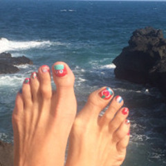 feets on the bitch ( vinyls tracks) edit version