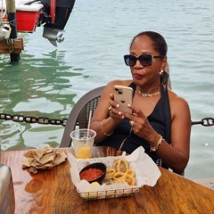 .0027 (@hue.party - red)