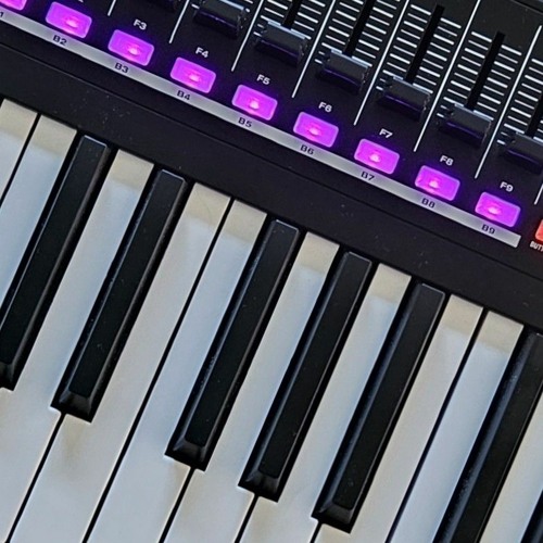 PreShowGrooves1: Polyrhthymic Oldskool Thor on a Bechstein Plate