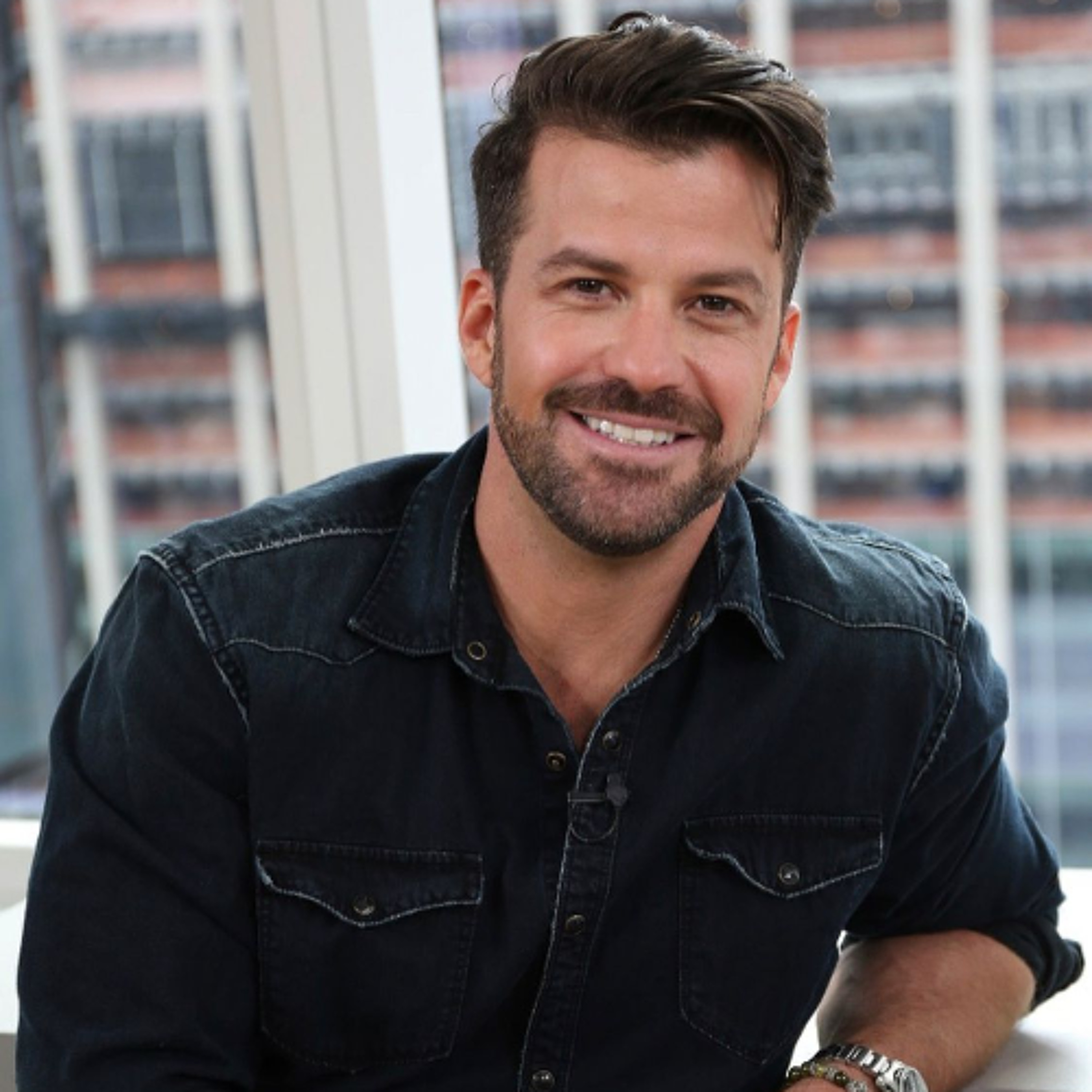 The Frank MacKay Show - Johnny Bananas Devenanzio