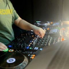 Selects 001