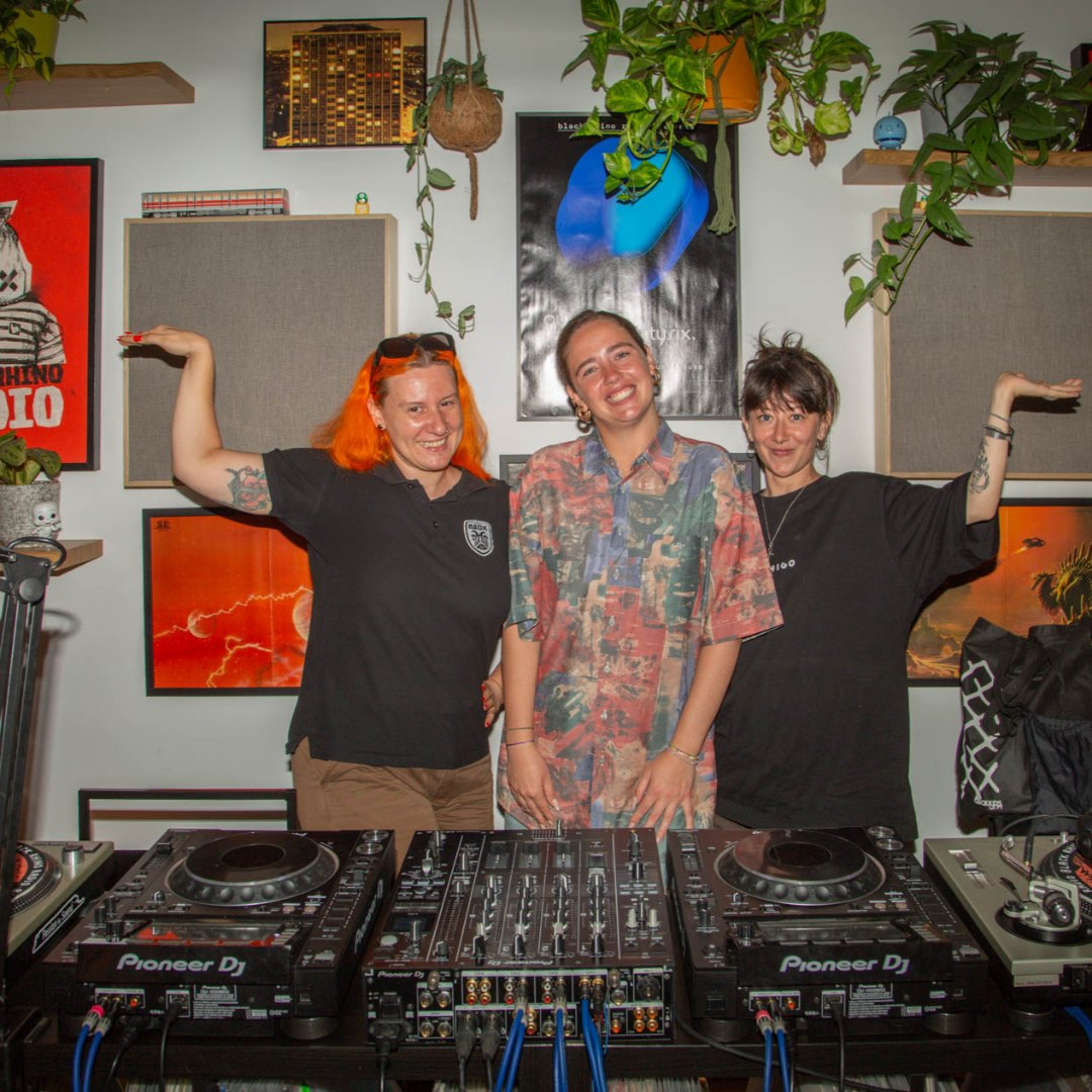 Ichigo Cafe w/ Satanel, Waana Neagu & Teodora Păun (06.08.2026) episode artwork