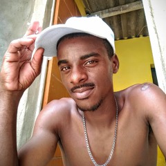 MINA ME PEGOU NO BAILE  ORUAM