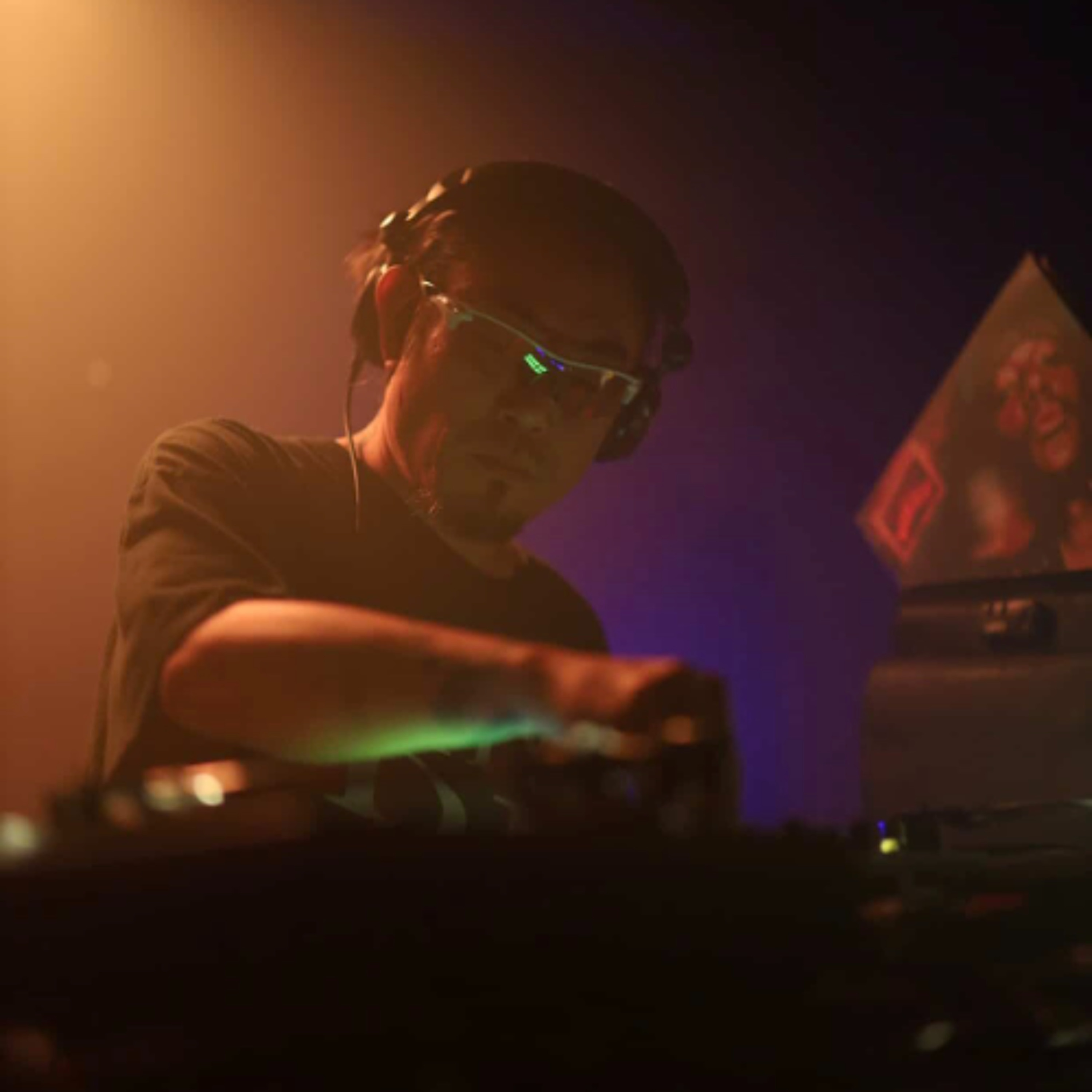 Avantgarde Vak with Bart 10.15.25 | VISLA FM episode artwork