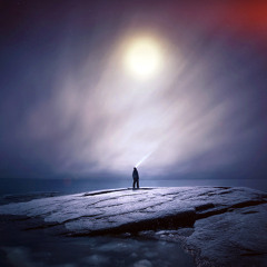The night is slowly coming.