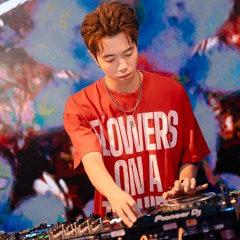 ĐỔI TƯ THẾ - MOUSE REMIX 2024
