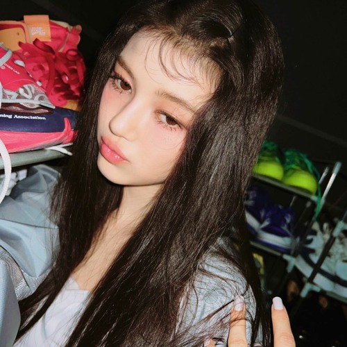 NewJeans - Super Shy (pluggnb flip by luvswan)