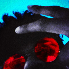 BLOODY LENSES