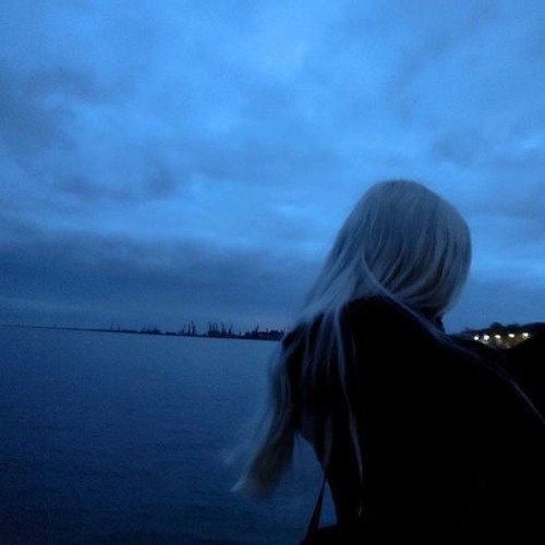 #R U LONELY ? (prod. bloomcr4zy)