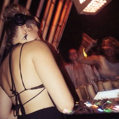 Franzi Dries - Live at Popoyo's Secret Nicaragua 🇳🇮