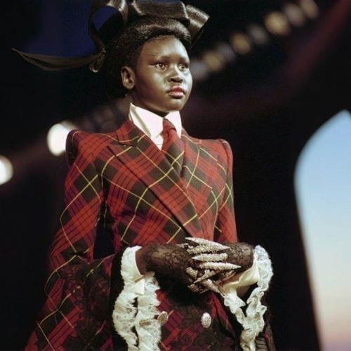 Stream Alexander McQueen for Givenchy A/W Haute Couture 1997