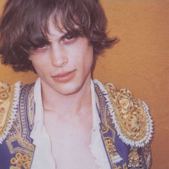 NOSTYLIST- Destroy Lonely (tiktok edit)