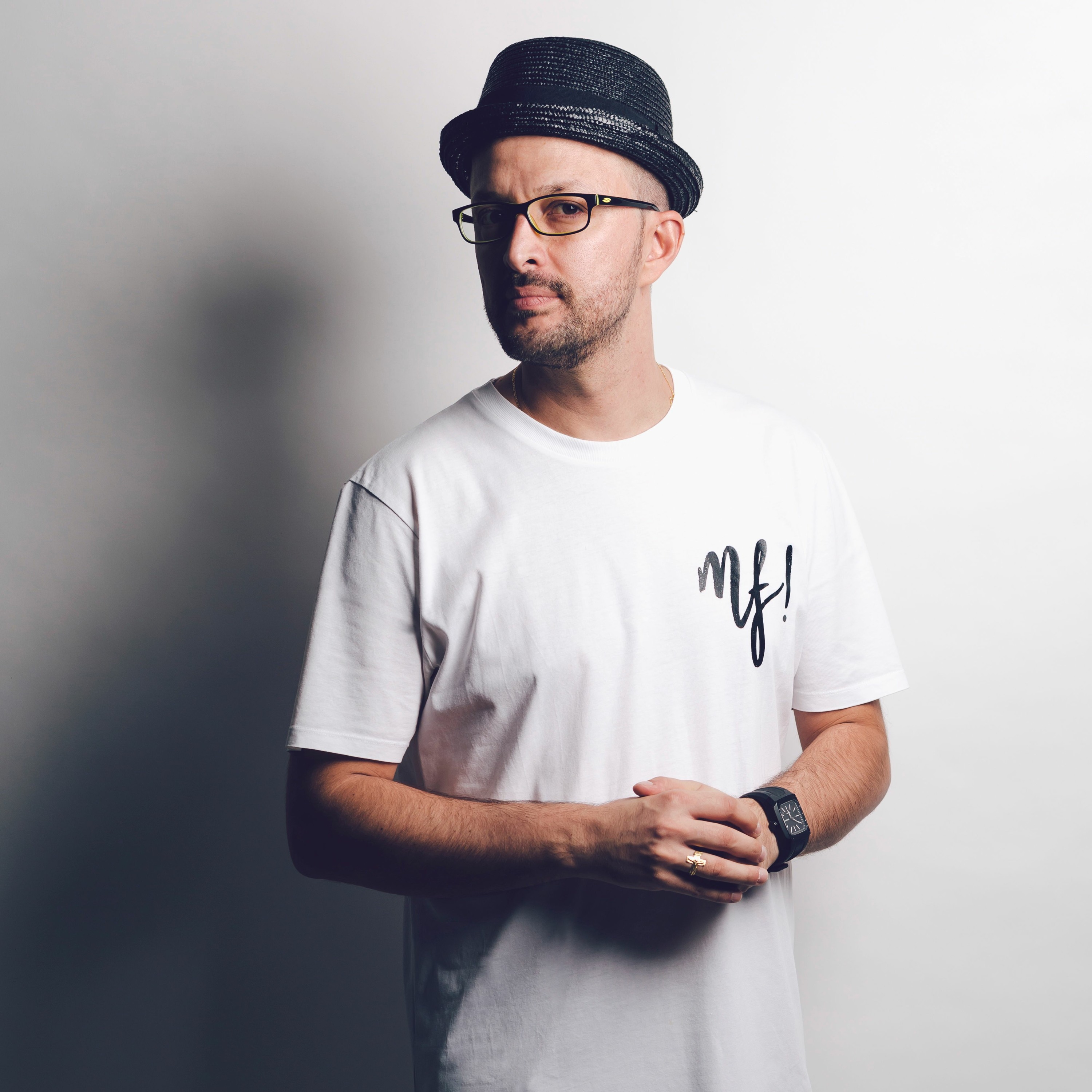 Bee Live World`s @ Dj Bee Podcast