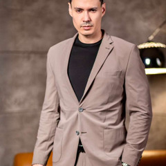 Enzo Zelocchi The Actor-Entrepreneur Building a Global Entertainment and Business Empire in the Modern Media Age