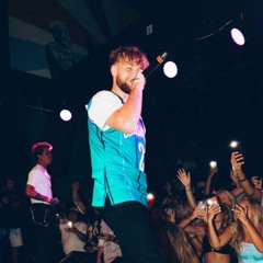 Kevin Powers - Location