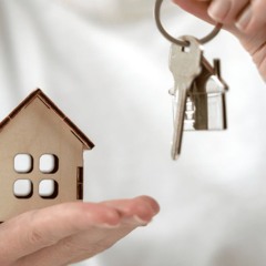 Murovany Dom Na Kluc