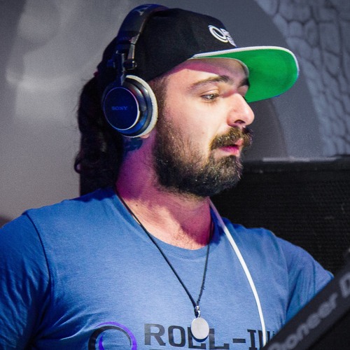 Roll-In Groove Introducing #1: Fuzion DJ Set [Free Download]