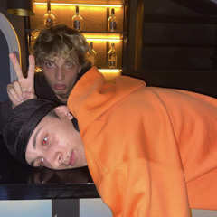 Mavi geceler boyu