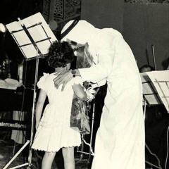 مادام معايا القمر مالي ومال النجوم؟