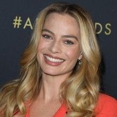 margot robbie (splurcetti)