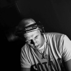 Kevin Schweikard @ Home Studio (Brettersound)