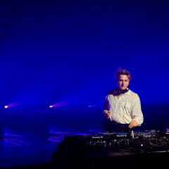 I met SOPHIE dancing to dembow in Club Wintercircus