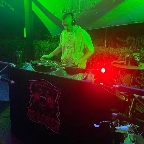 Revokez presents: "Pure Raw Hardstyle Madness" LIVE @ Garten38 Rave (03.08.2024)