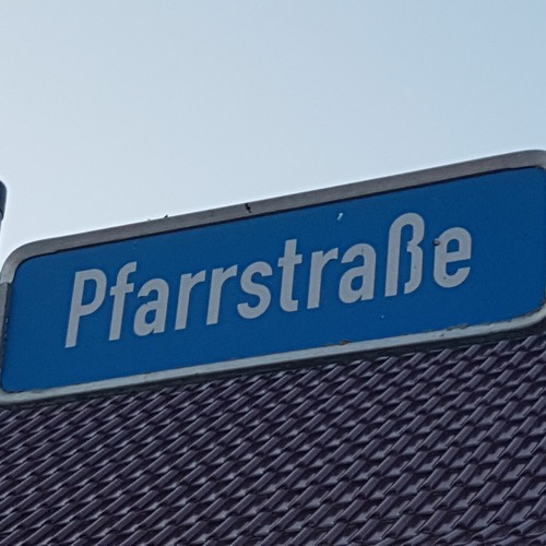 Keith Caldera - Ode An Die Heimat! Strophe 1: Die Pfarrstraße