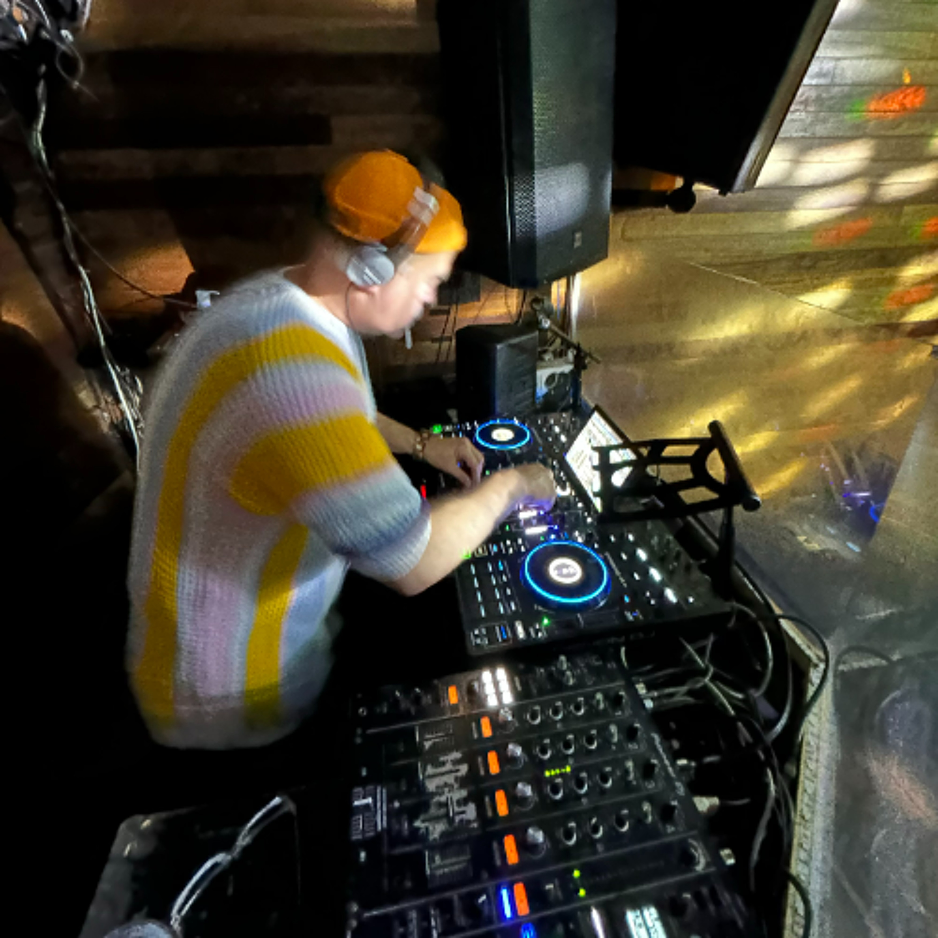 LIVE-MIX...Its a mixed bag episode artwork