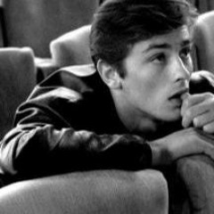 انت يلي كل الناس